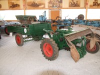 Traktor FAWI 810