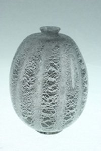 Schwarzgraue Vase
