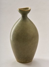 Bauchige Vase mit kleinem Kragen