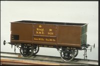 Modell eines eisernen Kohlenwagens der Königlichen Niederschlesisch-Märkische Eisenbahn "NME 5436" von 1863, Maßstab 1:5, entstanden 1905, Inventarnummer 1/1945/0088 0