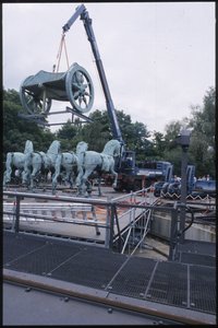 Transport der Quadriga zum Brandenburger Tor