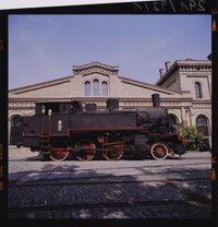 Dampflokomotive "Preußische T 9.3" (Tki3-112 PKP) vor dem Lokschuppen