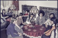 Teestube im Berliner Jugendhotel "Egon Schultz". Farbfoto, Ende 1970er Jahre © Kurt Schwarz.