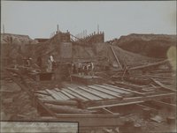 Bau der Wilmersdorf-Dahlemer U-Bahnstrecke, Arbeiter beim Bau der Seeparkbrücke