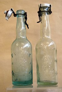 Flaschen mit Patenverschluss