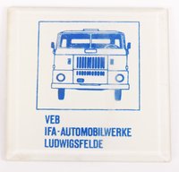 Schild "IFA-Automobilwerke Ludwigsfelde"