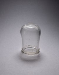 Historisches Schröpfglas