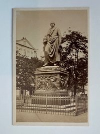 CdV, Unbekannter Fotograf, Frankfurt, Goethe-Denkmal, ca. 1865