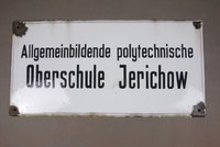 Schild Schule Jerichow