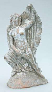 Terrakotta-Statuette: Leda mit dem Schwan. Mitte 4. Jahrhundert v. Chr.
