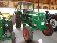 Traktor Deutz D 8005