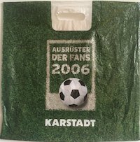 Einkaufstüte: „Karstadt – Ausrüster der Fans 2006“