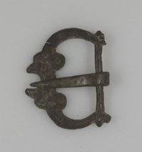 Gürtelschnalle aus Bronze in Lyraform