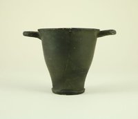 Becher (Skyphos) aus Keramik
