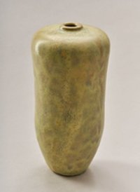 Cremefarbene, zylindrische Vase