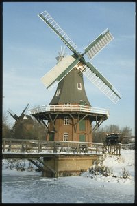 Holländermühle und Mühlenteich