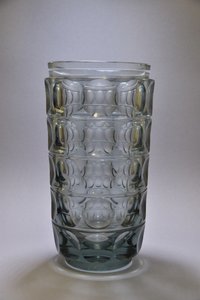 Vase mit Kugelschliffdekor