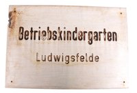Hinweisschild "Betriebskindergarten Ludwigsfelde"