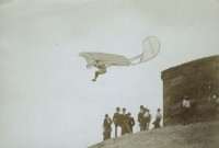 Fotografie Flugversuch Otto Lilienthals (f0083)
