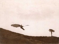 Fotografie Flugversuch Otto Lilienthals (f0805)