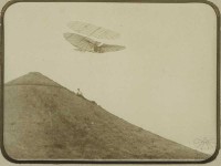Fotografie Otto Lilienthal im Flug (f0132)