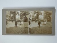 Stereobild, Unbekannter Fotograf, Frankfurt, Transport des Eibenbaumes, datiert 25. Mai 1907.