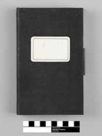 Unbeschriebenes Notizbuch mit Vordruck für Vermessung mit Gradbogen