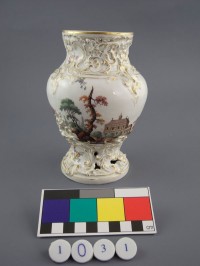 Potpourri-Vase Mit Figuren- Und Architekturmalerei (Korpus)
