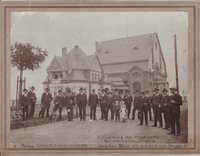 Fotografie zur Einweihung des Wasserwerks Guntersblum im Jahr 1907