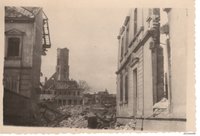 Die zerstörte Burgkirche aus der Ferne, 1945
