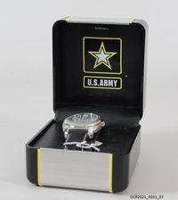 Armbanduhr mit US Army Logo in Originalpräsentierschatulle