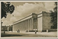Postkartendruck des Hauses der deutschen Kunst in der NS-Zeit