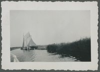 Landschaftsfotografie mit einem Segelboot.
