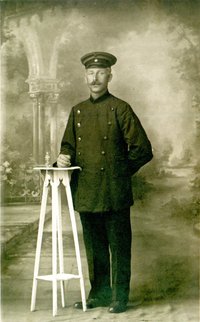 Fotografie eines Eisenbahnangestellten 1919
