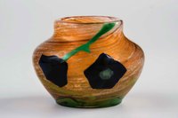 Vase aus zweischichtigem Klarglas