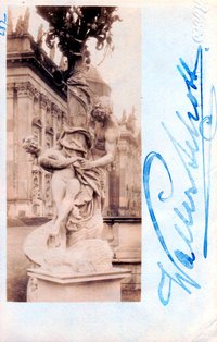 Zwei Ballustradenfiguren vor dem Neuen Palais in Potsdam von Walter Schott auf einer Postkarte