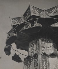 Zeppelin-Karussell. Jahrmarkt