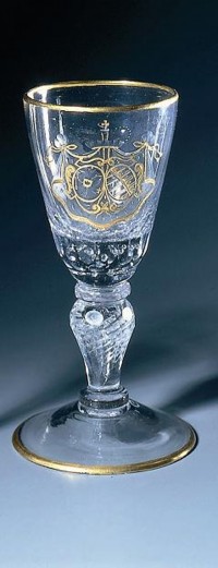 Georg Friedrich Knye (?): Pokal mit den Wappen vom Fürstentum Schwarzburg-Rudolstadt und vom Herzogtum Sachsen-Weimar. Um 1744