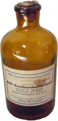 Apothekerflasche "Kirschkerndestillat-Essenz"