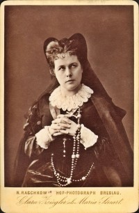 Clara Ziegler als Maria Stuart in Schillers "Maria Stuart"
