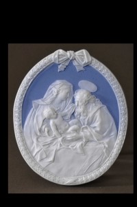 Biskuitmedaillon a la Wedgwood, Darstellung: Die Heilige Familie