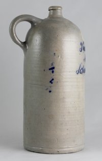 Henkelflasche für Kornbrandwein, Westerwälder Keramik