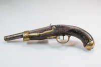 Pistole: französische Kavalleriepistole mit Steinschloss, um 1810