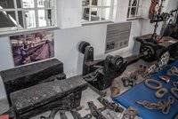 Ketten-Anker-Prüfmaschine von 1909