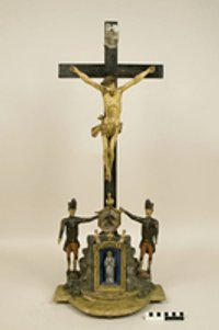 Bergmännischer Hausaltar mit Kruzifix